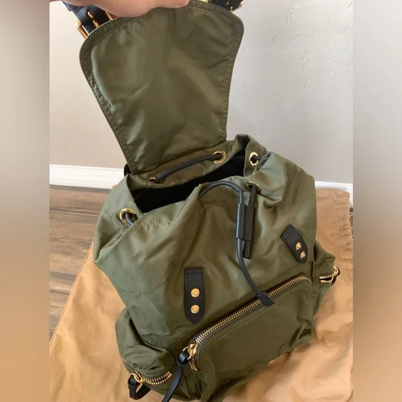 NWT Burberry Rucksack Olive Green Medium Backpack - Picture 4 of 9